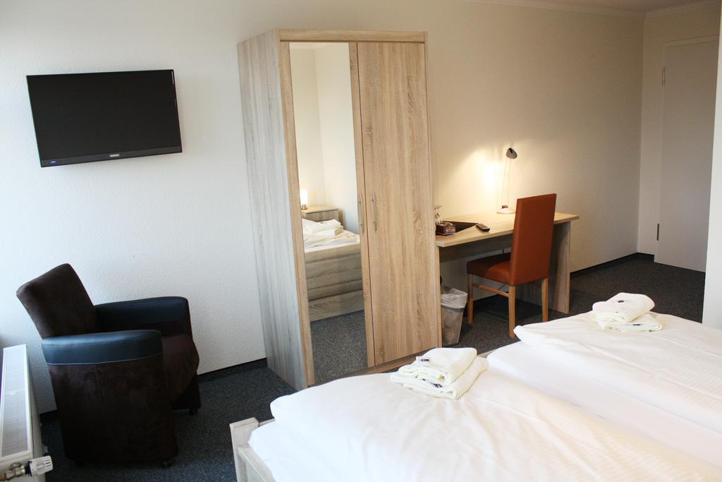 Hotel Zum Grossen Krug Wirdum Kültér fotó